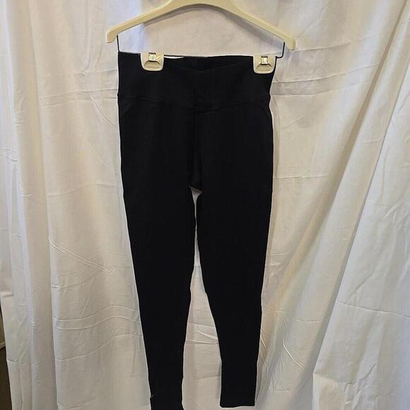 Anique Women's Sun Protective UPF 30+ Cooling Limitless Legging Black 6/8 - Picture 4 of 7